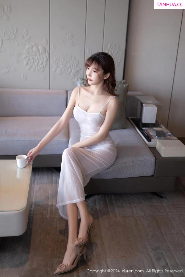 陆萱萱  [XiuRen]高清写真图 2024.02.22 No.8131 陆萱萱 美腿性感第26张图片